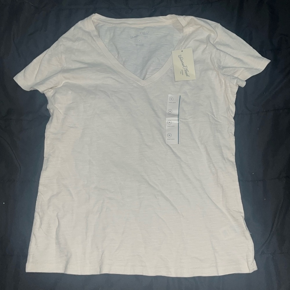 Universal Thread T-shirt
medium